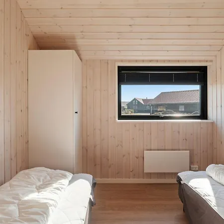 Modern With For 10 People Nyaraló Bøtø By